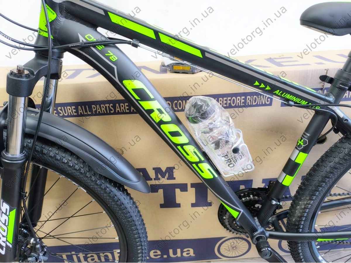 Велосипед Cross 27,5" Hunter Рама-17" black-green — надійний гірський байк для активних поїздок. Безкоштовна Доставка