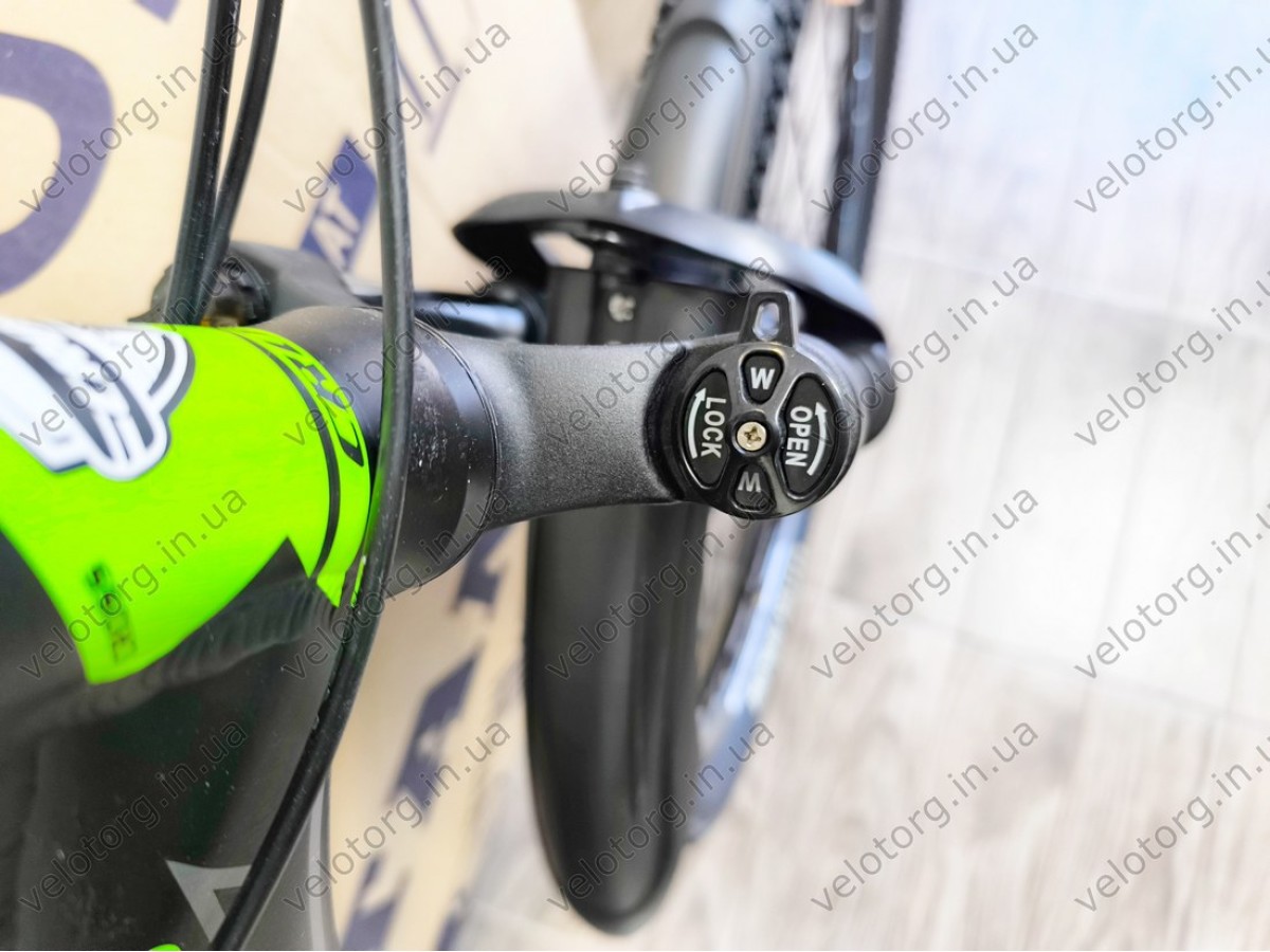 Велосипед Cross 27,5" Hunter Рама-17" black-green — надійний гірський байк для активних поїздок. Безкоштовна Доставка