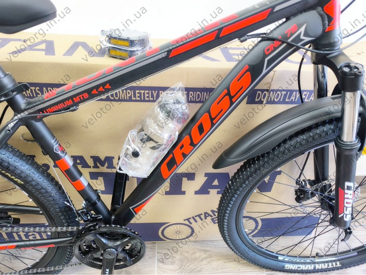 Велосипед Cross 27,5" Hunter Рама-17" black-red — надійний гірський байк для активних поїздок. Безкоштовна Доставка