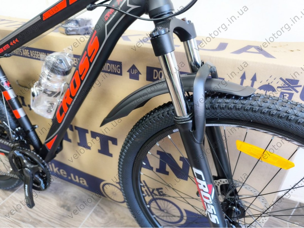 Велосипед Cross 27,5" Hunter Рама-17" black-red — надійний гірський байк для активних поїздок. Безкоштовна Доставка