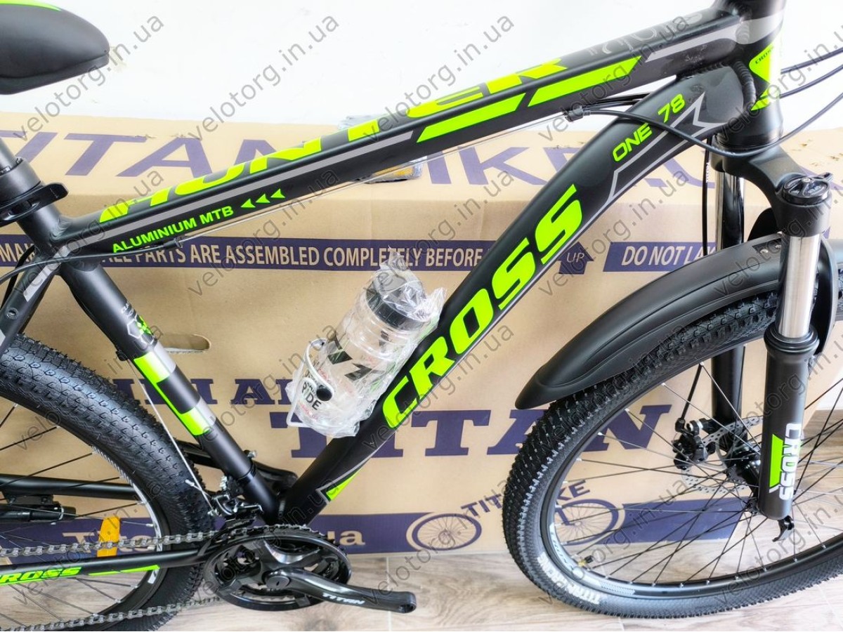 Велосипед Cross 29" Hunter Рама-20" black-green — надійний гірський байк для активних поїздок. Безкоштовна Доставка