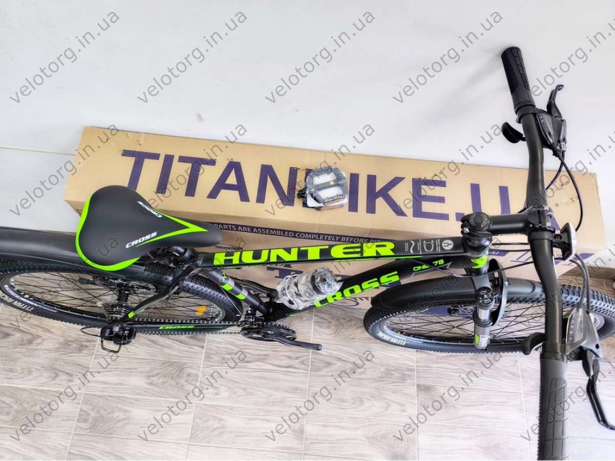 Велосипед Cross 29" Hunter Рама-20" black-green — надійний гірський байк для активних поїздок. Безкоштовна Доставка
