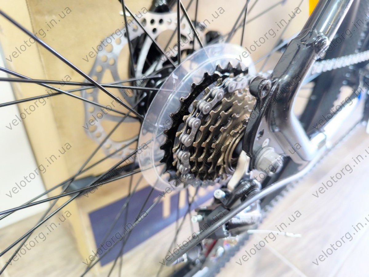 Велосипед CrossBike 27,5" Tracker — надійний гірський велосипед для активних поїздок