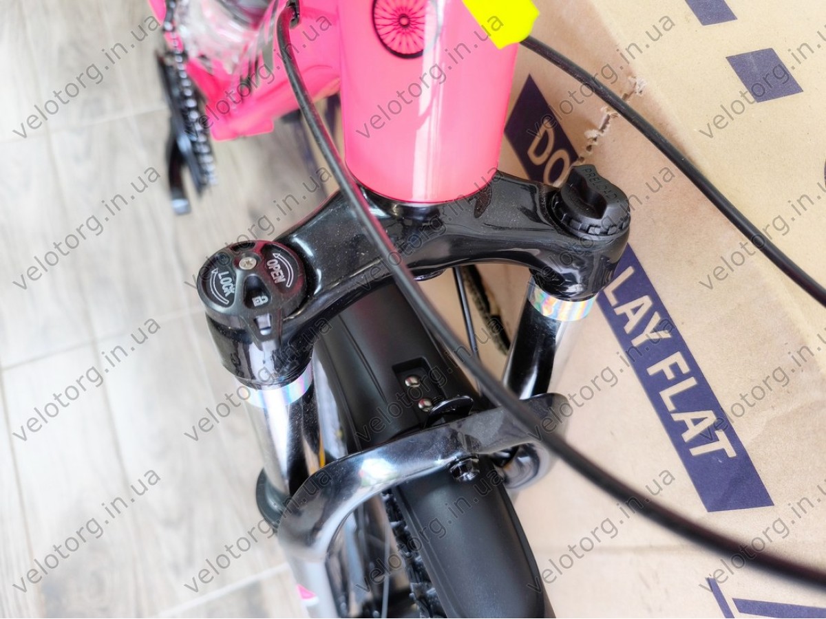 Велосипед Titan Apollo 24" Рама-11" pink-black