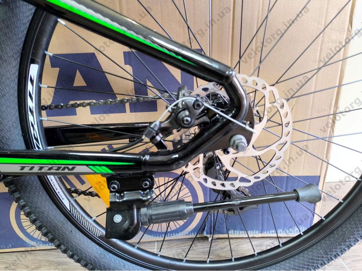 Велосипед Titan 26" FOX 2025 Рама-13" black-green
